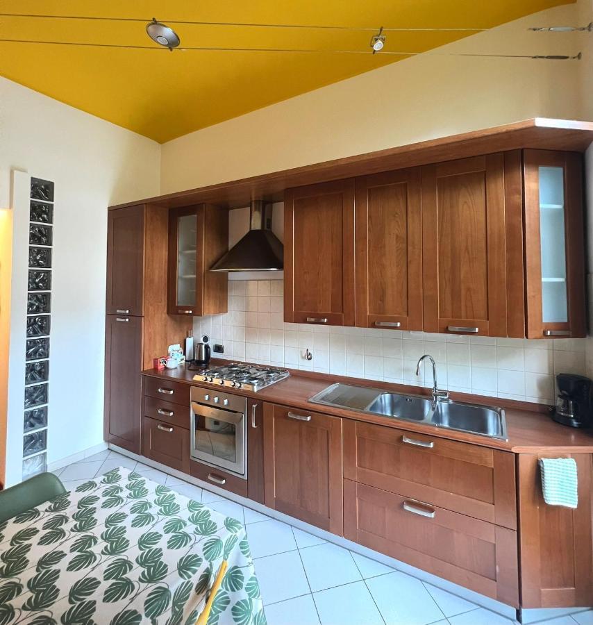 Appartamento Su Cortile Magico Torino Exterior foto